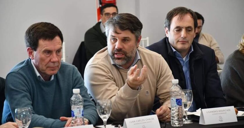 Lisandro Hourcade participó del Foro de Intendentes Radicales en Alvear