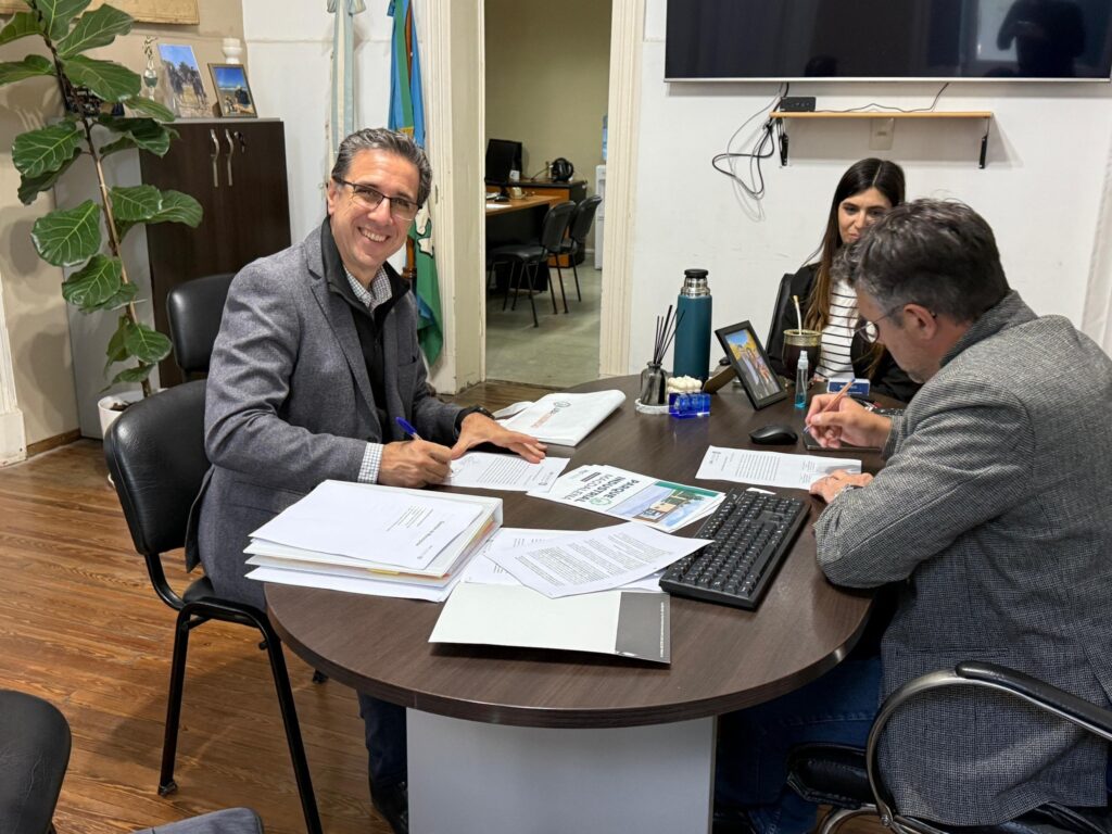 LA MUNICIPALIDAD DE MAGDALENA FIRMÓ UN ACUERDO EDUCATIVO CON LA UNIVERSIDAD DE BUENOS AIRES