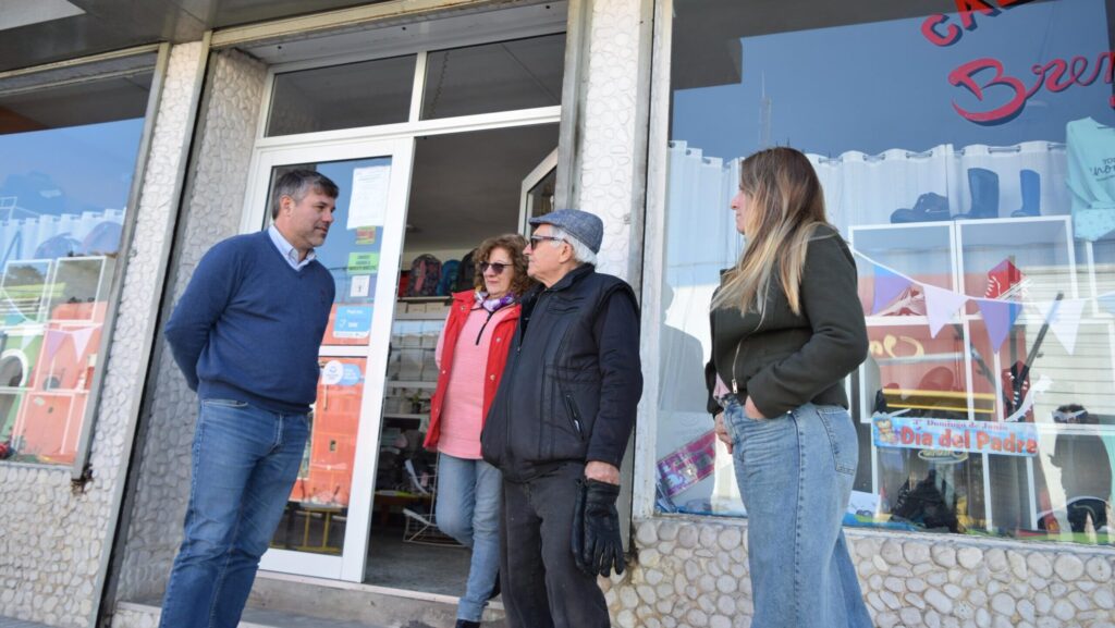 Magdalena avanza con la renovación de su centro y reabrió la primera cuadra del paseo comercial de calle Brenan